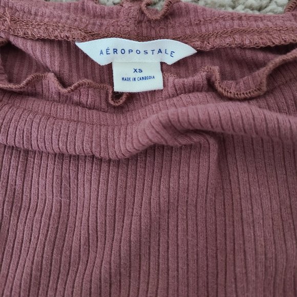 Ruched Lettuce-Trim Off-Shoulder Top - Picture 3 of 4